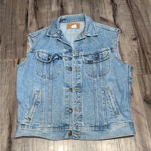Denim riders jean vest